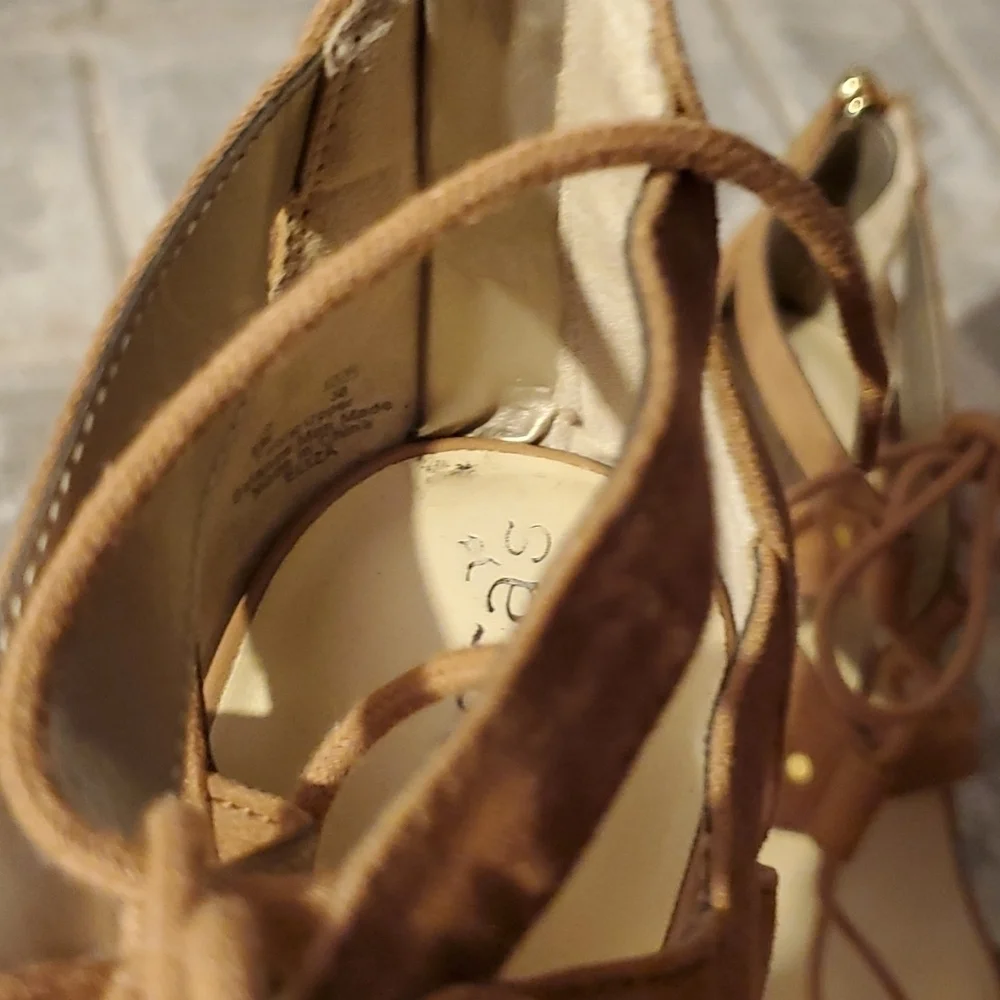 Francescas Shoes Womens Heels Size 8 Emilia Tans Heels Lace Up